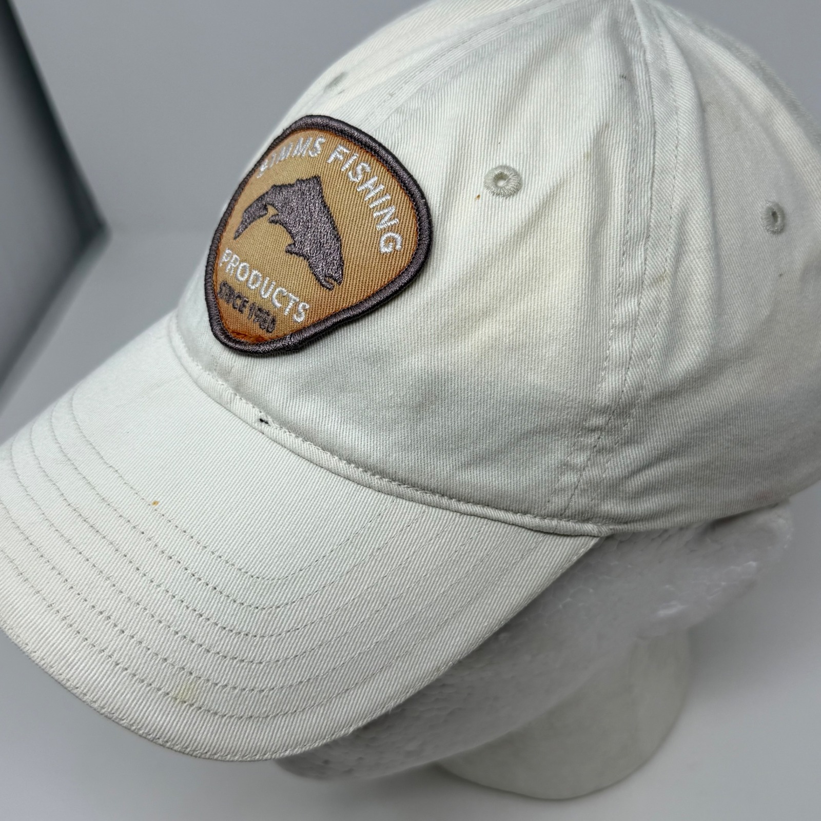 Simms Fishing Products Off White Stretch Fit Trout Patch Baseball Hat Cap L/Xl — image 2 of 8